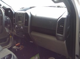2017 FORD F-150, WHITE, XLT MODEL, CREW CAB, 3.5L, AT, 2WD,  F26364
